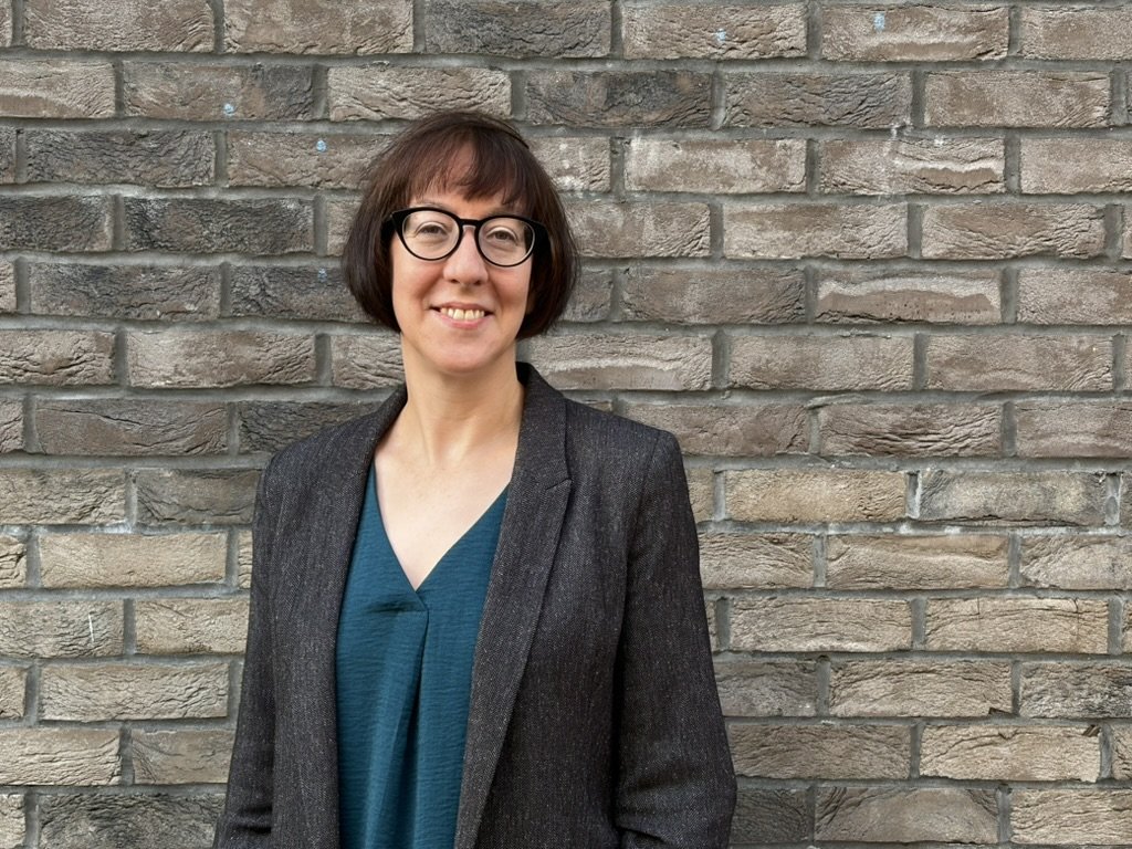 Sue brick 1